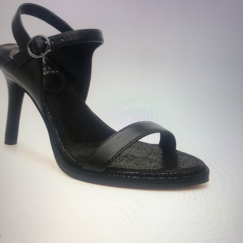 VINCE CAMUTO SANDAL